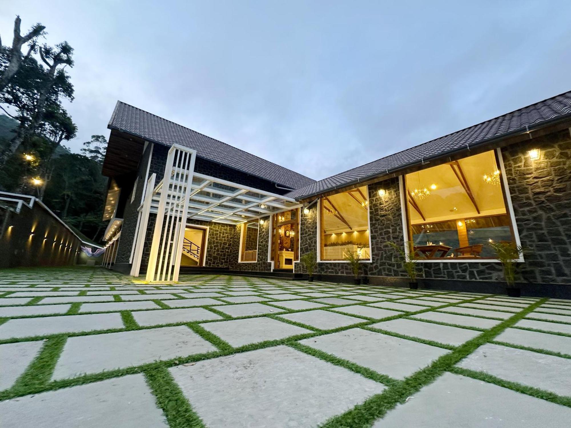 Hotel The Teatree Munnar Suryanelli Exterior foto
