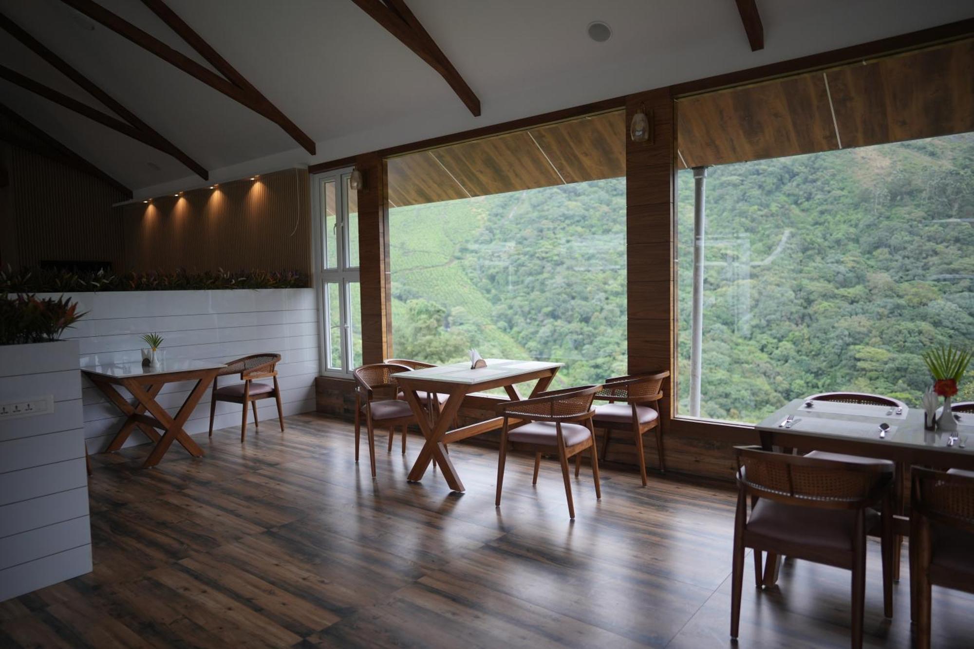 Hotel The Teatree Munnar Suryanelli Exterior foto