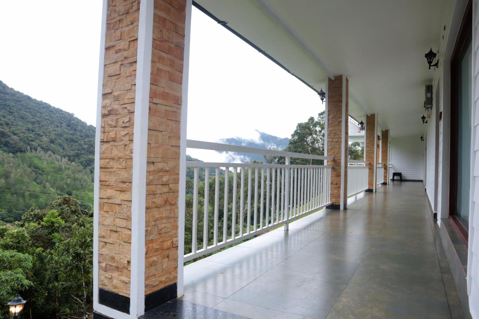 Hotel The Teatree Munnar Suryanelli Exterior foto