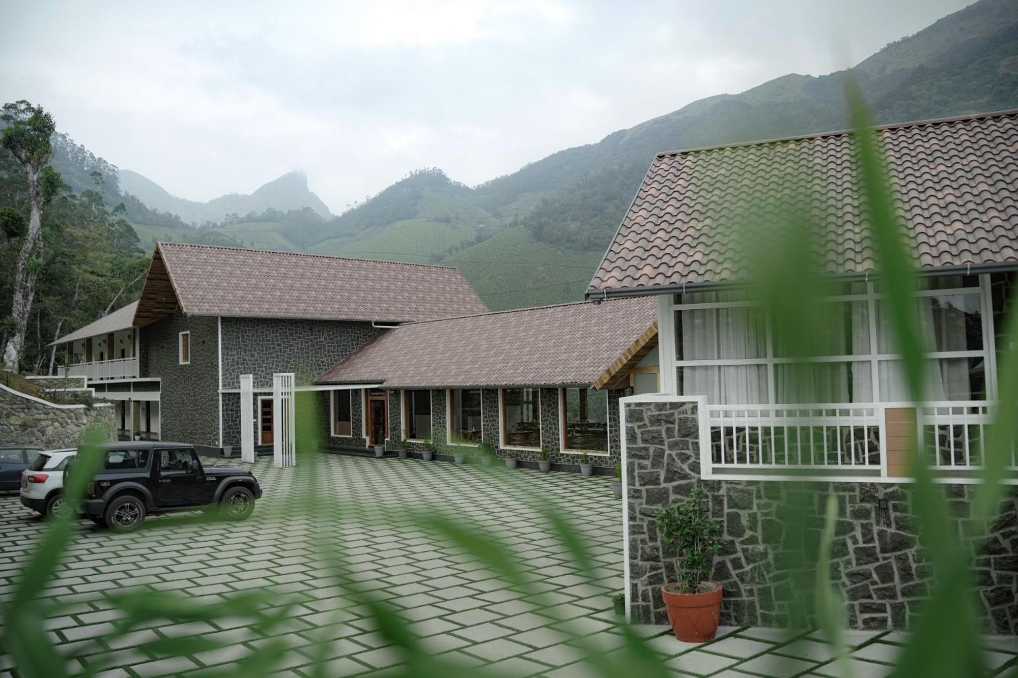 Hotel The Teatree Munnar Suryanelli Exterior foto