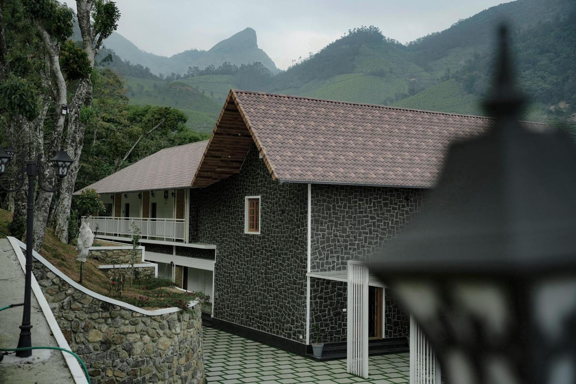 Hotel The Teatree Munnar Suryanelli Exterior foto