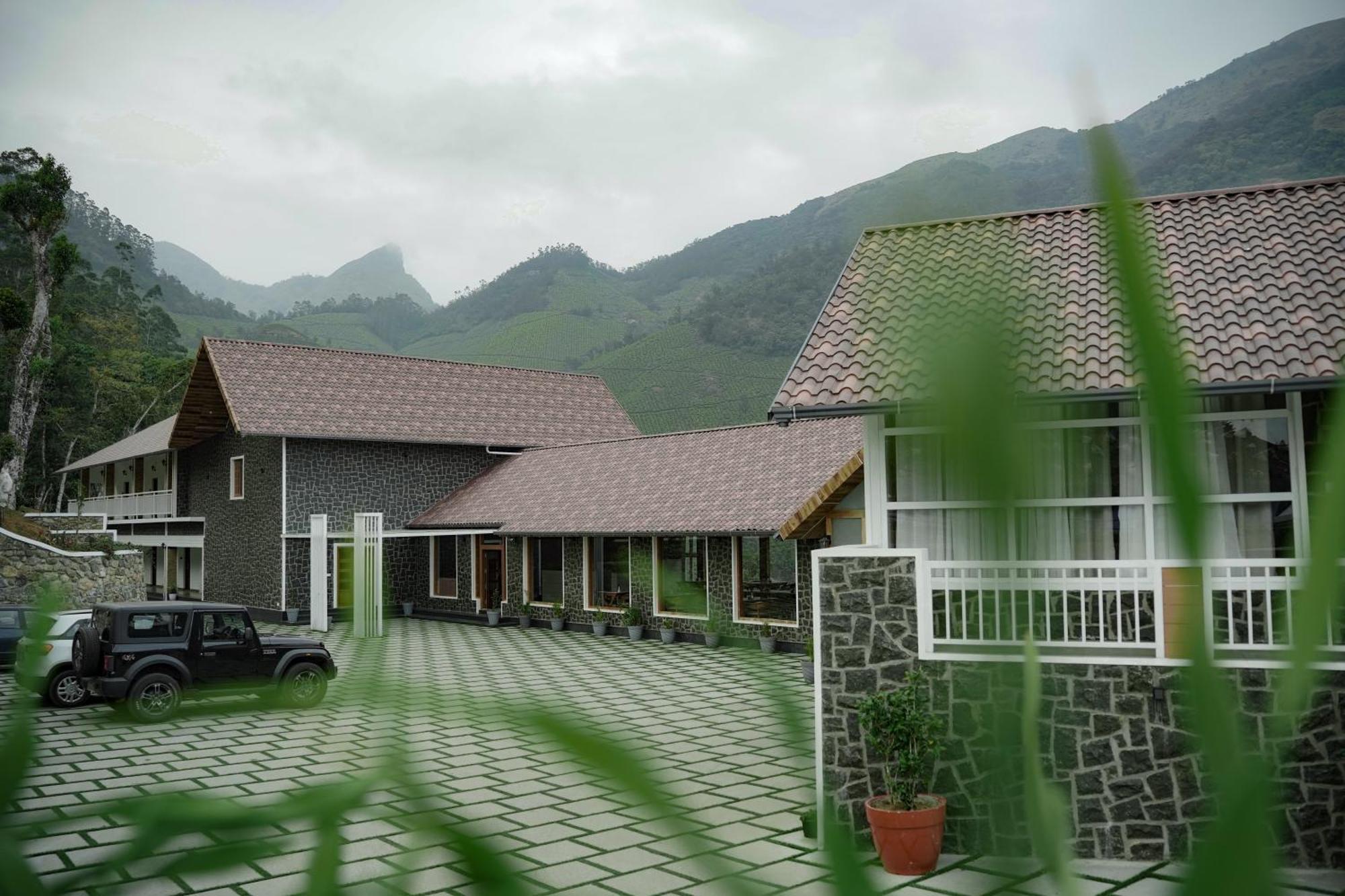 Hotel The Teatree Munnar Suryanelli Exterior foto