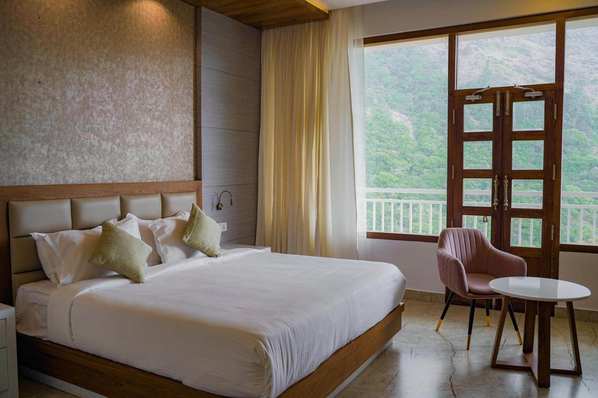 Hotel The Teatree Munnar Suryanelli Exterior foto